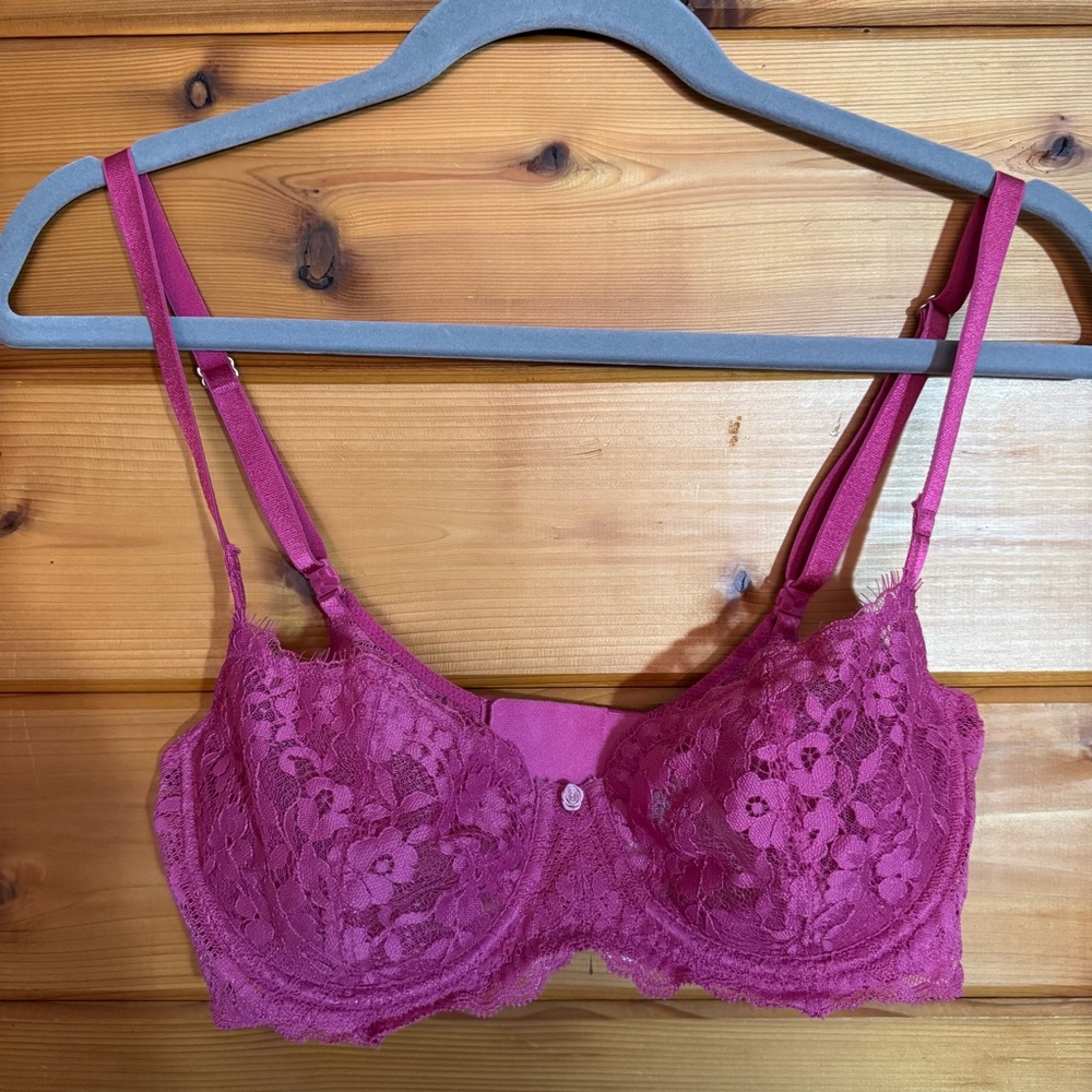Victoria's Secret Hot Pink Dream Angels Push Up Lace Bra